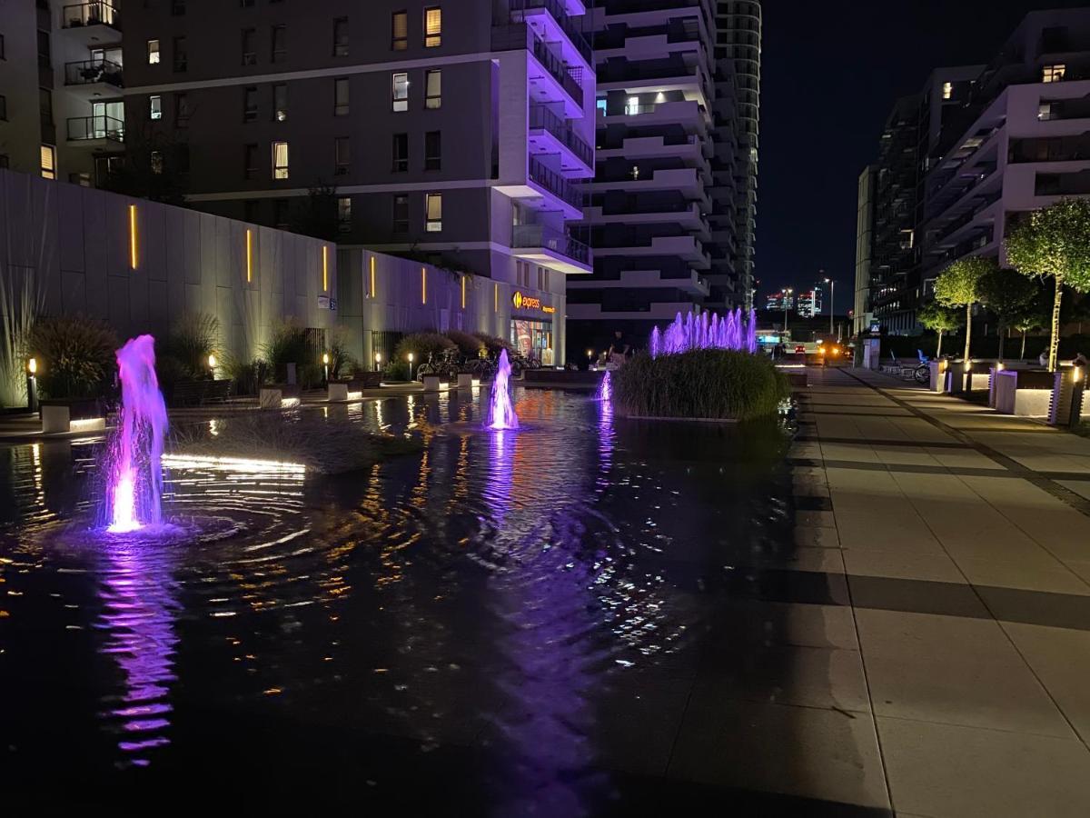 Studio Wola Apartament Kasprzaka - Wifi + Smart Tv Варшава Экстерьер фото