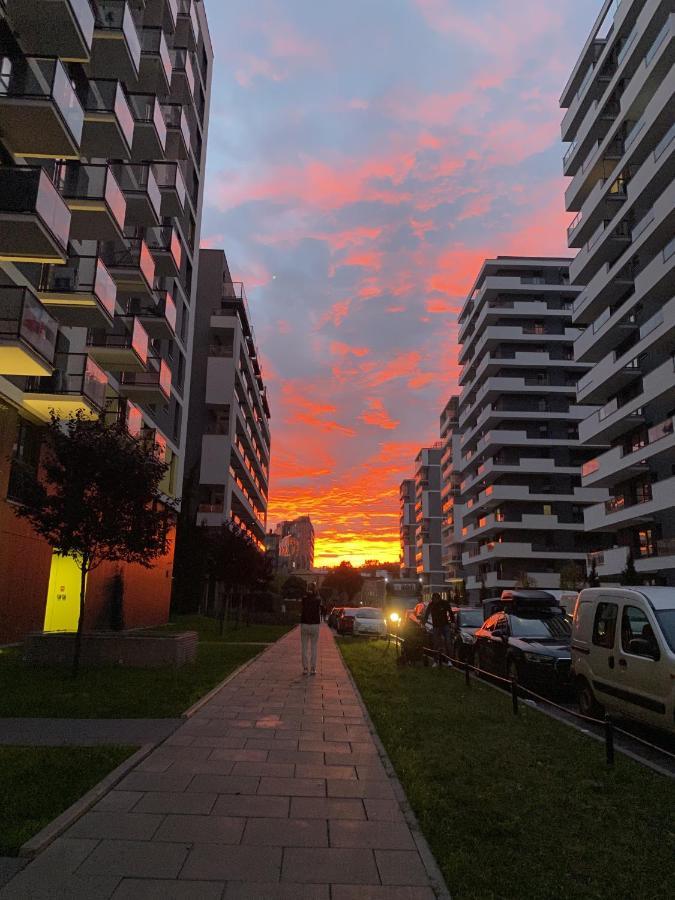 Studio Wola Apartament Kasprzaka - Wifi + Smart Tv Варшава Экстерьер фото